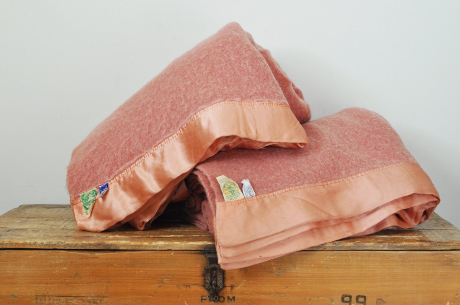 Vintage Pair Faribo Virgin Wool Blankets Salmon Pink Twin Size