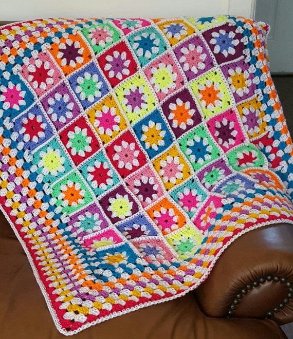 Daisy Granny Squares BRIGHT Blanket Afghan Crochet 40 x 40