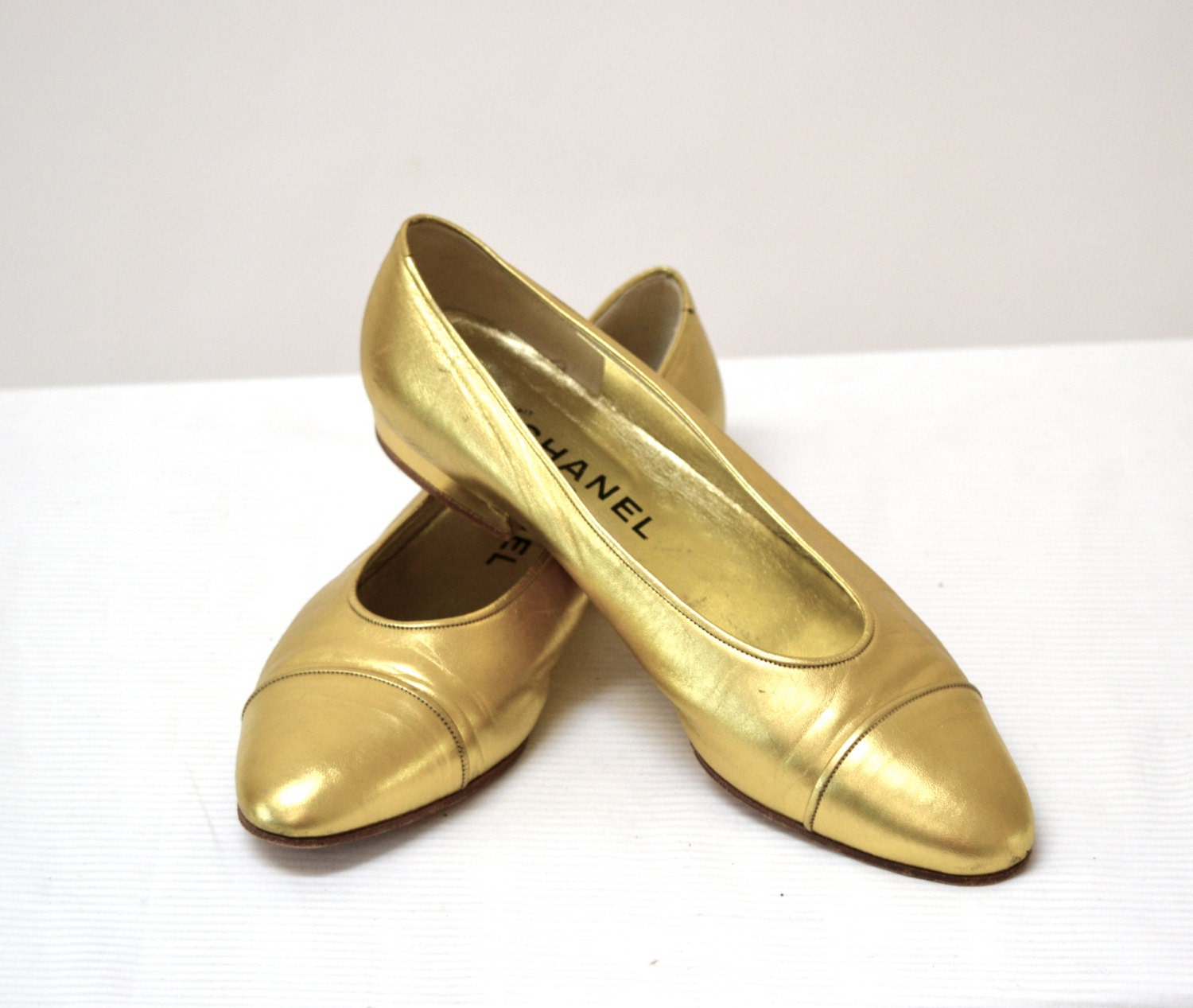 Vintage Chanel Flats size 7 Gold Metallic Ballet by Hookedonhoney
