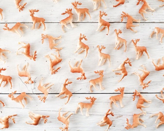 plastic deer figurines bulk