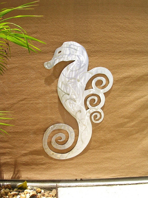 Items similar to Seahorse Metal Art, Seahorse Art, Outdoor Metal Wall