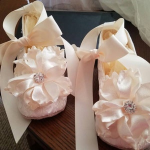 Buyer photo Cheryl Corbesero, who reviewed this item with the Etsy app for Android.