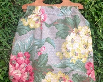 Barkcloth Bag 1940s Floral with Wood handle Very Anthropologie