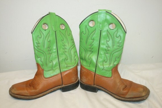 cowboy boots women size 6
