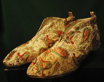 Vintage Paisley Colored House Shoes
