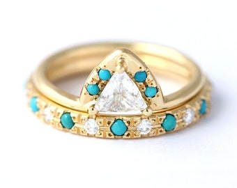 Alternative engagement rings turquoise