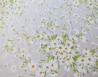 Vintage Sheet - White Daisies - Full or Double Flat Sheet