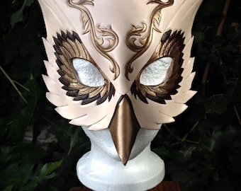 Venitian Owl leather mask, masquerade, masque,cuir,fantasy,costume, halloween, gold, bird, masquarade, cosplay, larp,larping