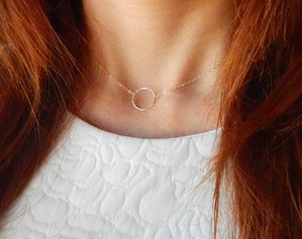Circle Necklace, Small silver Necklace, Dainty necklace silver, Simple everyday Necklace, Silver Necklace, Bridesmaid gift