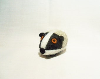 Needle Felted Badger - miniature badger figure - 100% Shetland & Merino wool - wool felt badger - pocket badger - badger ornament
