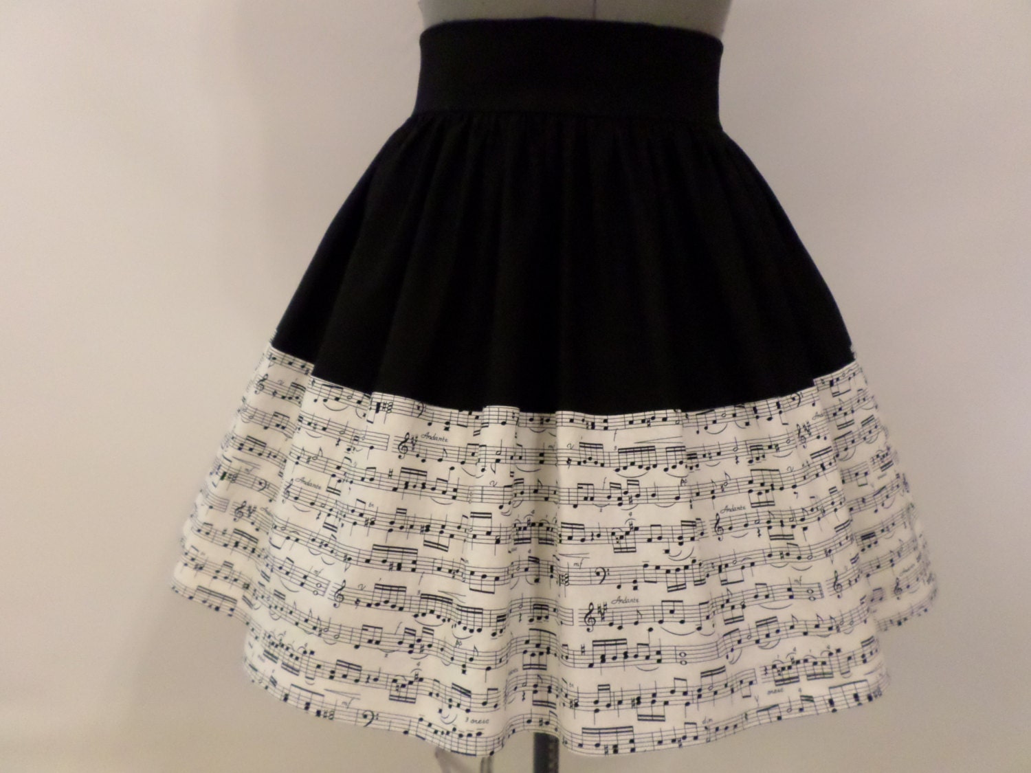 Sheet Music / Music Lovers Skirt