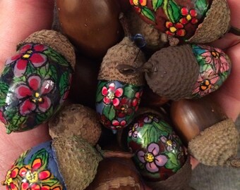 Set of 6 Acorn Ornaments - Flowers