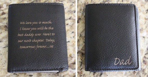 Personalized Tri-Fold Men&#39;s Leather Wallet by EverythingDecorated