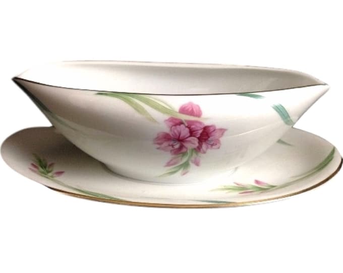 Vintage Noritake RC Nippon Porcelain Gravy Boat with Attached Underplate, Pattern Name Karen - Gravy Bowl Pink Flowers