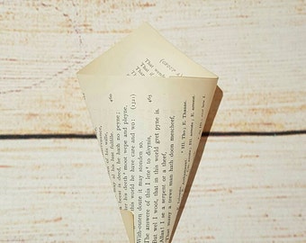 Book Confetti Cone - Wedding Confetti - Table Decoration - Table Confetti - Books - Wanderlust
