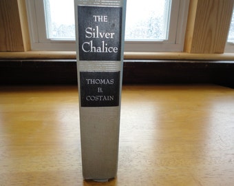 an analysis of the novel the silver chalice by thomas b costain Thomas costain's silver chalice, without the dust jacket the book is in acceptable condition (see photos for reference) there is slight wear and fading around the. an analysis of the novel the silver chalice by thomas b costain Thomas costain's silver chalice, without the dust jacket the book is in acceptable condition (see photos for reference) there is slight wear and fading around the.