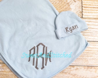 Personalized Baby Boy Blanket, Baby Boy layette gift set, baby boy hospital set, personalized baby blanket and hospital hat blue