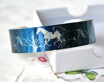 Horse jewellery cuff bracelet, equestrian metal bangle in slate blue, horse lover gift. Equine gifts. Secret message. B383