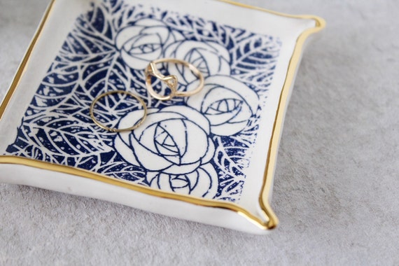 blue and white ring dish