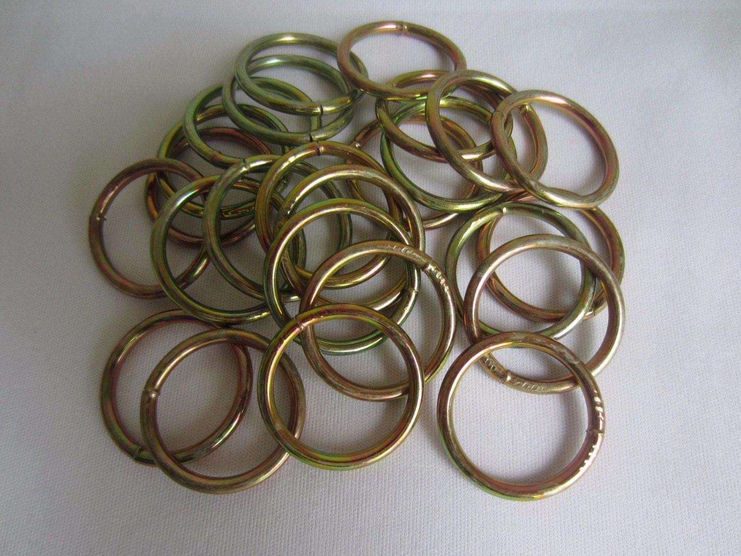 Lot of 25 Gold Metal Brass Macrame Craft Rings 11/4