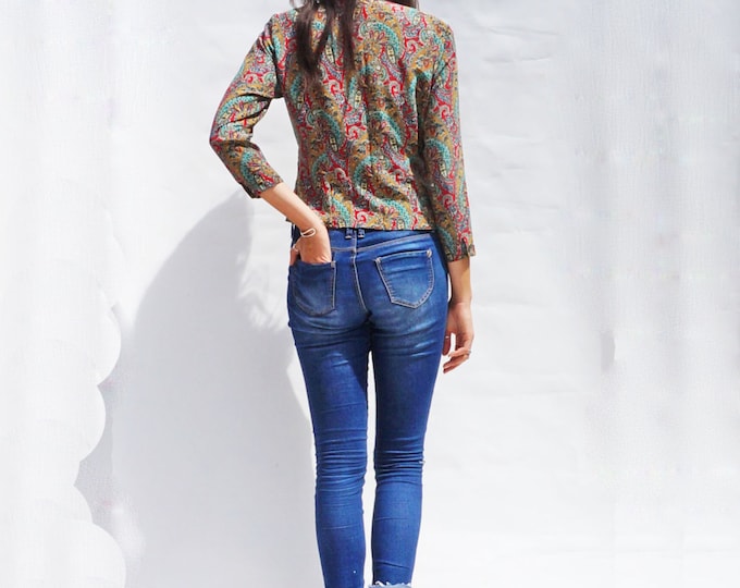 Long Sleeve Blouse, Vintage 70s Boho Paisley Multi-Coloured Shirt, Collarless Shirt, Floral Shirt, Womens Floral Vintage Shirt, 1970s Shirt