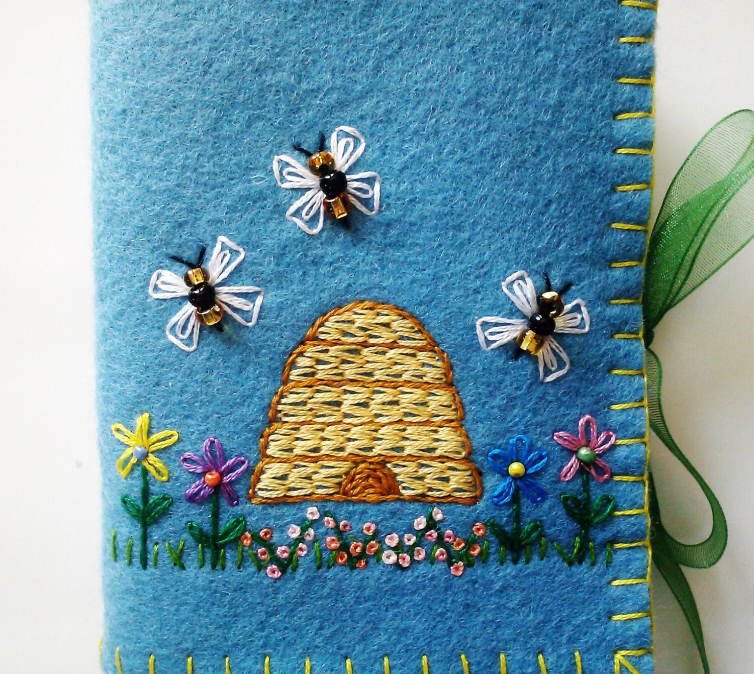 Wool Felt Needle Book Sewing Needle Case Embroidered Flower