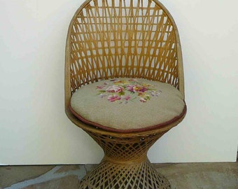 Vintage Spun Fiberglass Childs Chair Russell Woodard Inspired Mid Century Furniture Wicker Style Outdoor Boho Chic Children Home Decor