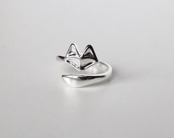 Fox Ring/ Wraparound Cool Fox Design jewellery/ Animal Stackable Ring
