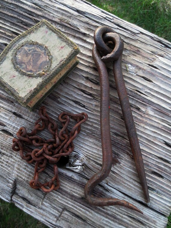 Hand Latch Hook and Eye Ringed Spike Blacksmith