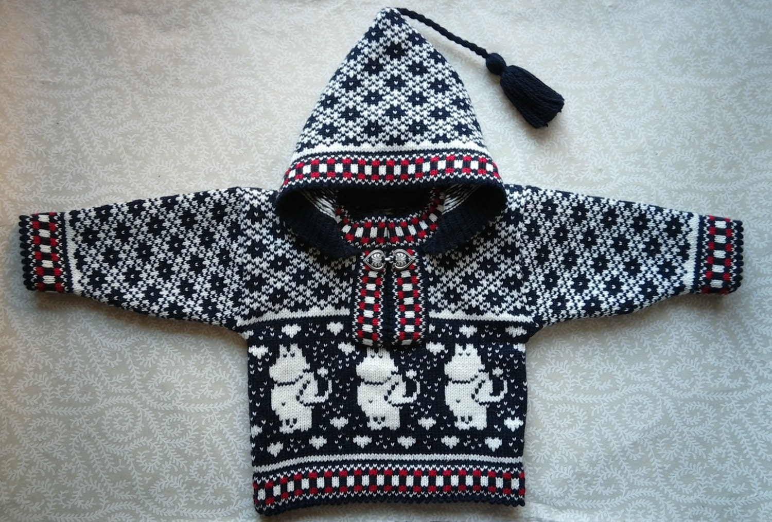 Trendy winter sweater for children