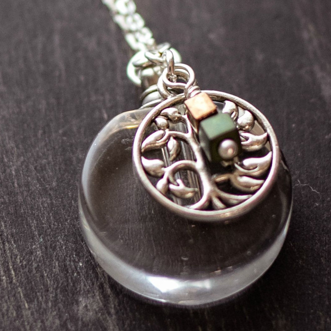 Custom essential oil jewelry by EssentialOilWear on Etsy