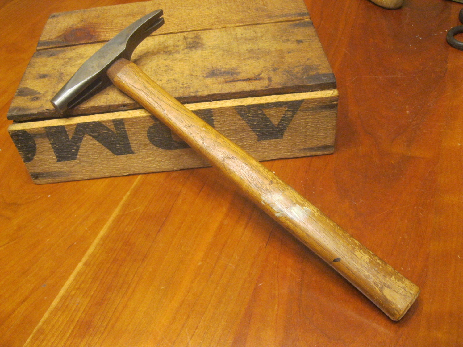 Tack Hammer / Split Head Tack Hammer / Upholstery Tack Hammer