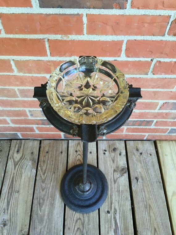 Vintage Cast Iron Ashtray Smoking Stand Glass Ashtray