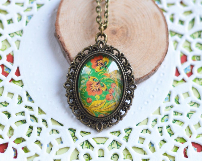 Sweet Price // Russian Motifs // Pendant metal brass with the image under glass // 2016 Best Trends // Gifts For Her // Retro Style //