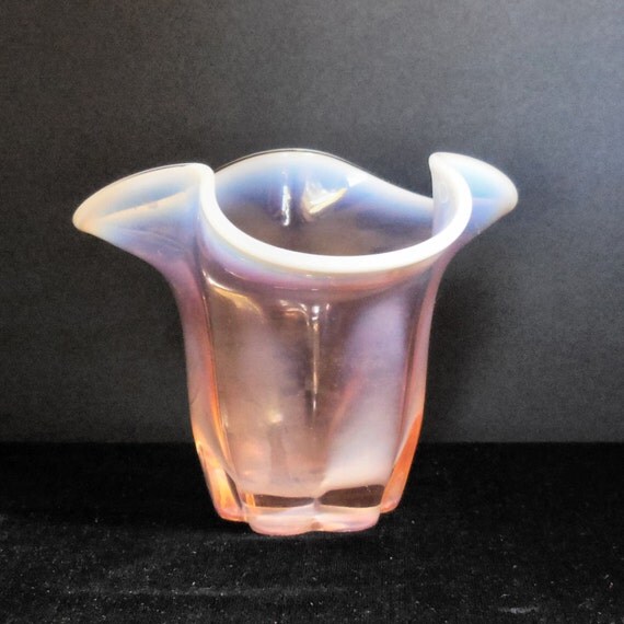 Duncan Miller Pink Opalescent Vase In The Canterbury Pattern 2459