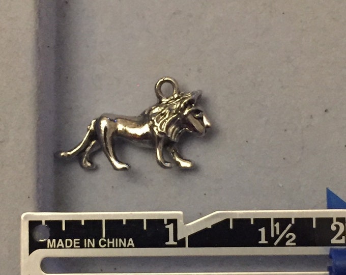 Lion earrings