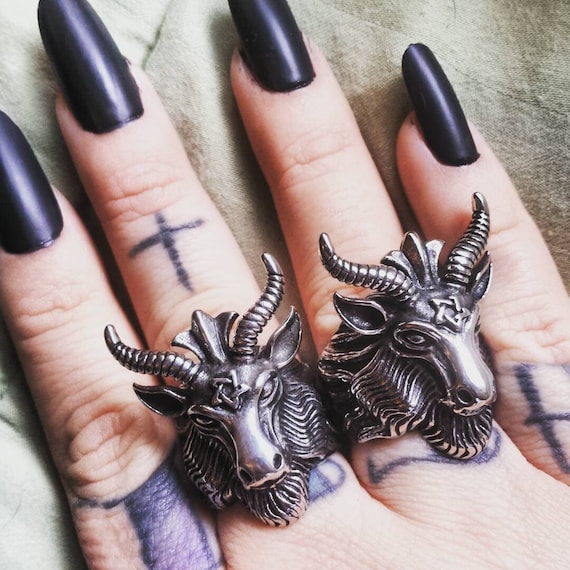 ALL HAIL HELL size 8 goat head ring