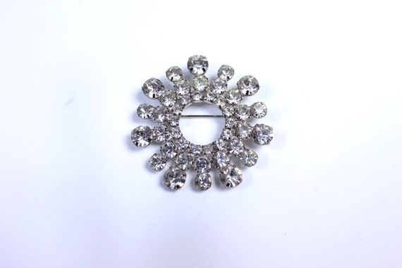 Stunning Vintage Rhinestone Burst Brooch