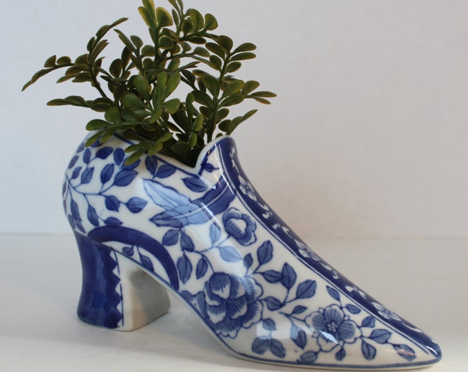 Vintage Shoe Planters, Set of 2, Succulent Planters