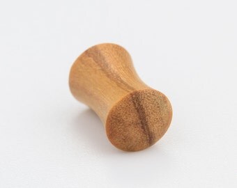 OLIVE WOOD ear Plug 6mm-2g . plugs ear gauges. wood gauges. wood plugs. tribal plugs. ear plugs. ear gauges. plugs 2g. plugs ear. p25