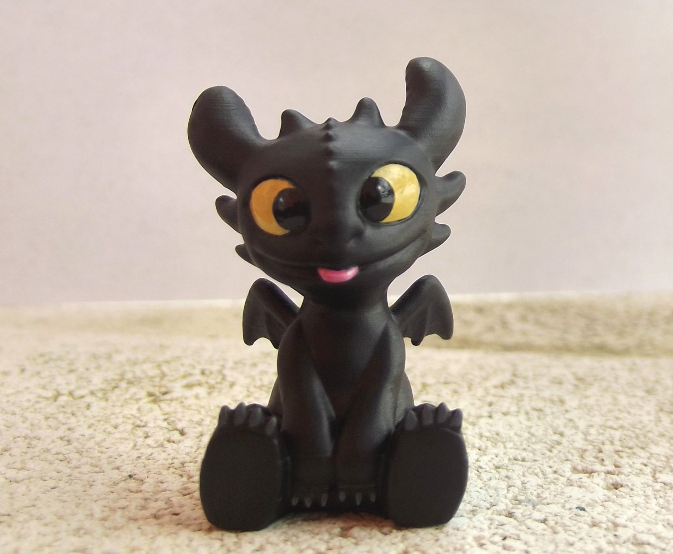 toothless resin statue