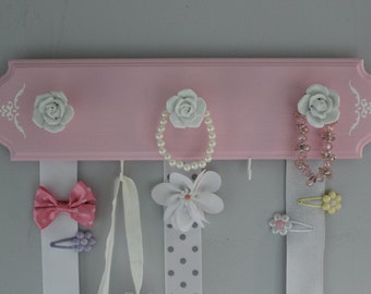 Hair bow holder, hair bow organizer, girls nursery decor, baby shower girl, hairbow holder, baby girl nursery, headband holder, accessory