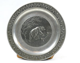 Pewter plate - Bear Relief Plate - Vintage Zinn Wall Plate - Forest Theme Plate - HTM Pewter Plate - German Pewter - Christmas gift
