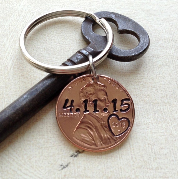 Personalized 1 Year Anniversary Key Chain/ Hand Stamped Penny/ 2016 Couple Gift/ Wedding /1 Year Anniversary/ Gift for Her Gift For Him