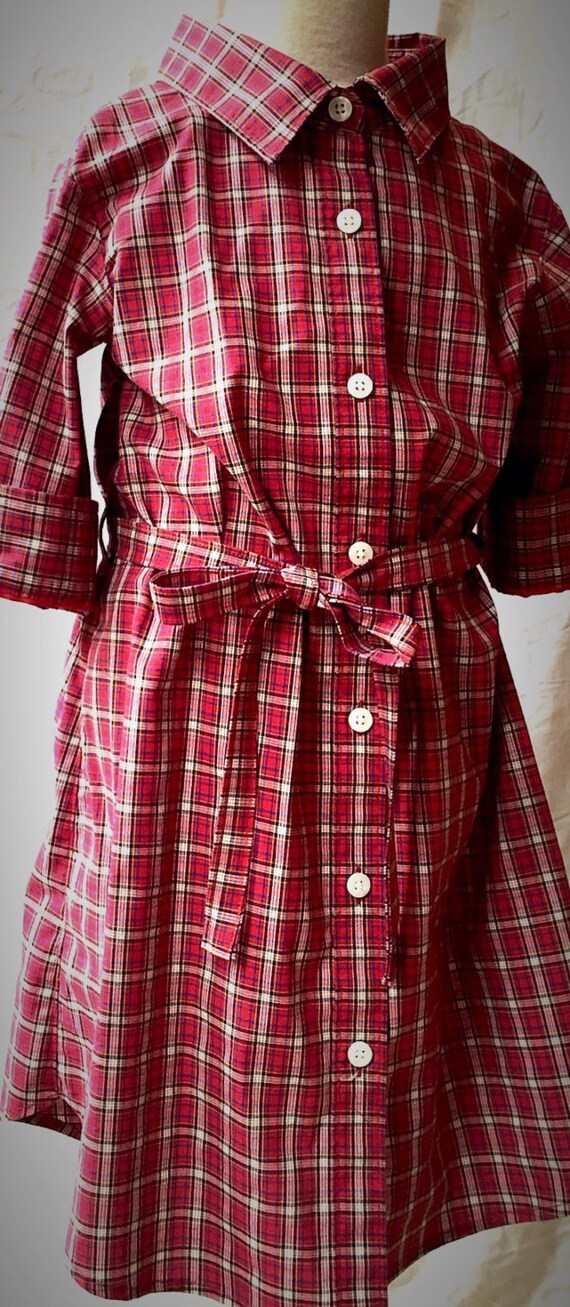 Bright red plaid girls shirt dress size 67. Classic American