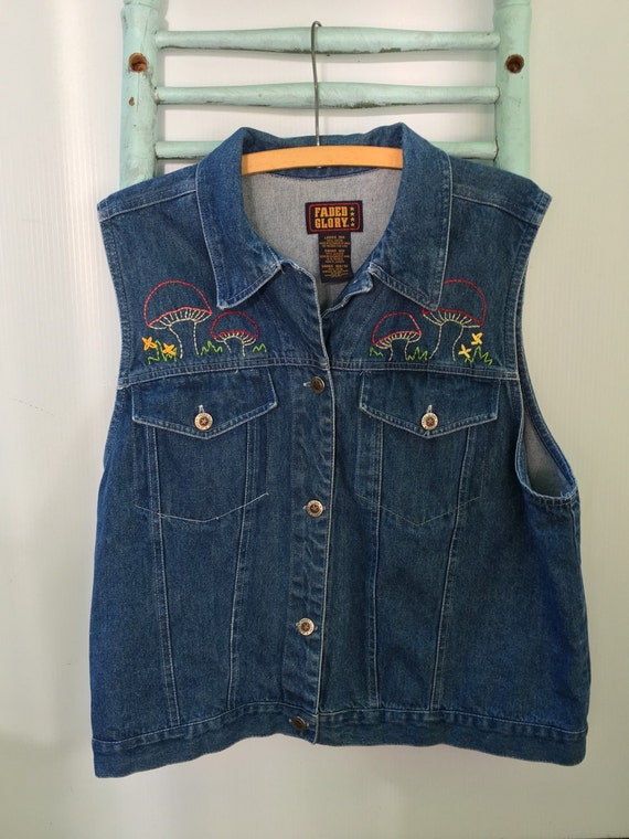 Embroidered denim jean vest retro 70's by savingmyvintageheart