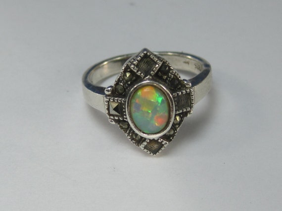 Vintage Sterling Silver NATURAL Opal Ring Size 7