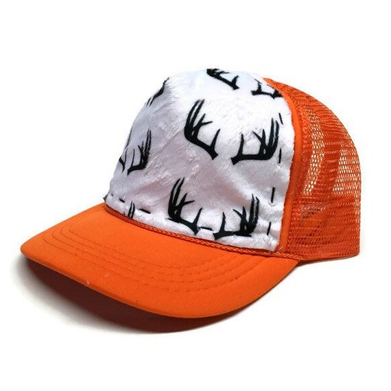 Deer Antler / Elk Horn Hunting Minky Trucker Hat