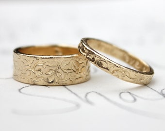 vine wedding band set . 14k yellow gold engraved vine leaf wedding bands rings . recycled gold wedding band set by peacesofindigo