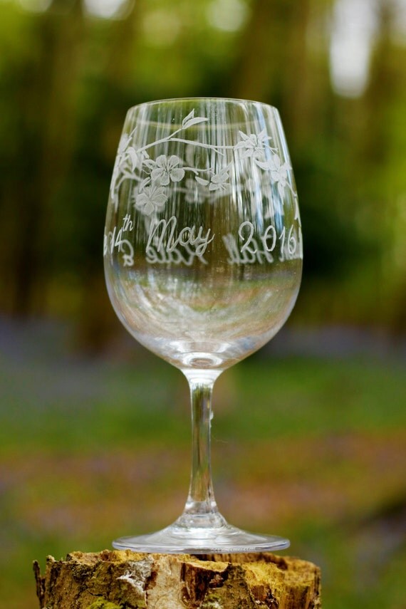 Hand Engraved Wine Glass Hawthorn Personalizable by VMJCollinsArt
